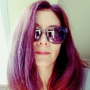 Meet your Posher, Michele